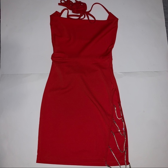 Red mini backless dress - Picture 3 of 4